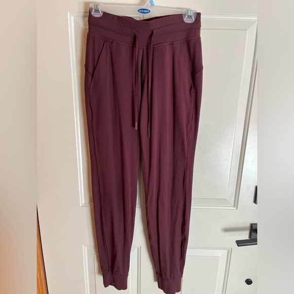 lululemon athletica Pants - Women’s Lululemon joggers